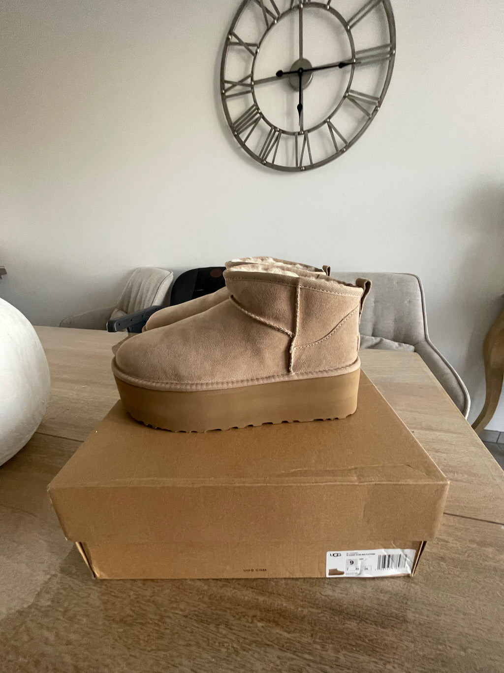 UGG mini Classic T40